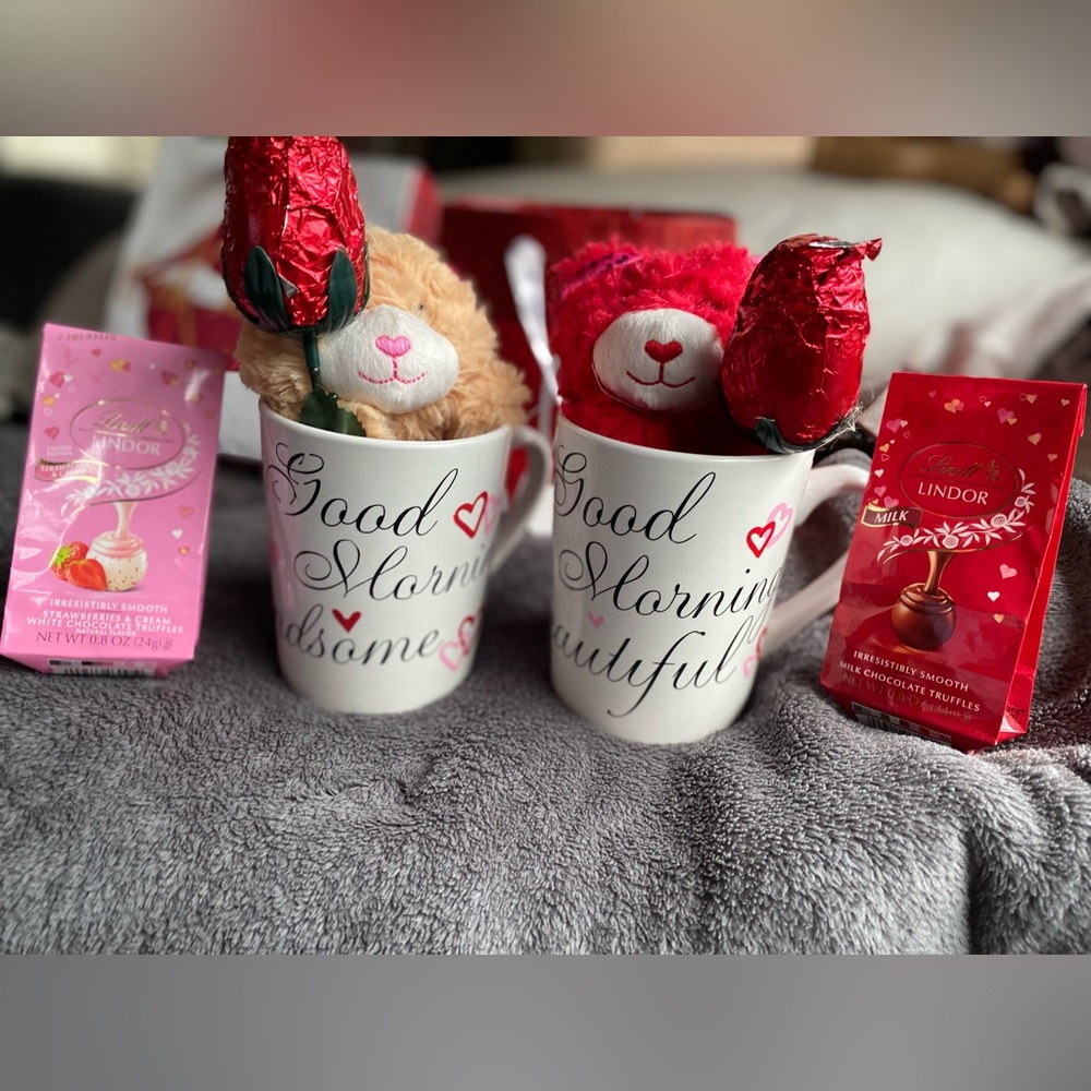 His and her cups